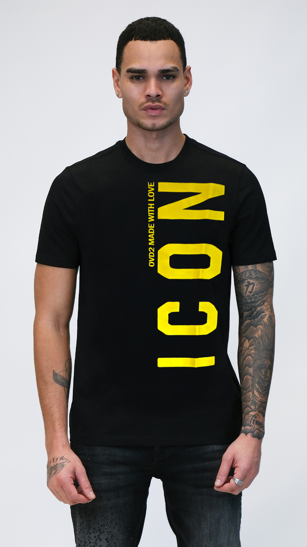 Camiseta ICON Negra Logo amarillo Rey De La Calle