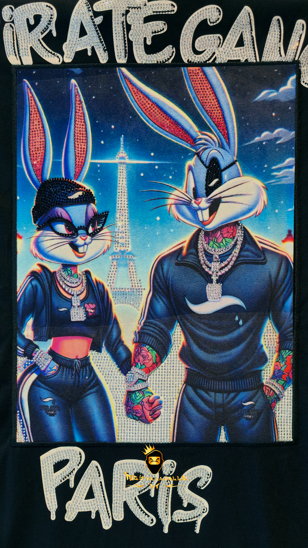 Camiseta Pirate Gang París Negra Terciopelo y Pedrería Brillante Bugs Bunny Lola Bunny - Rey De La Calle