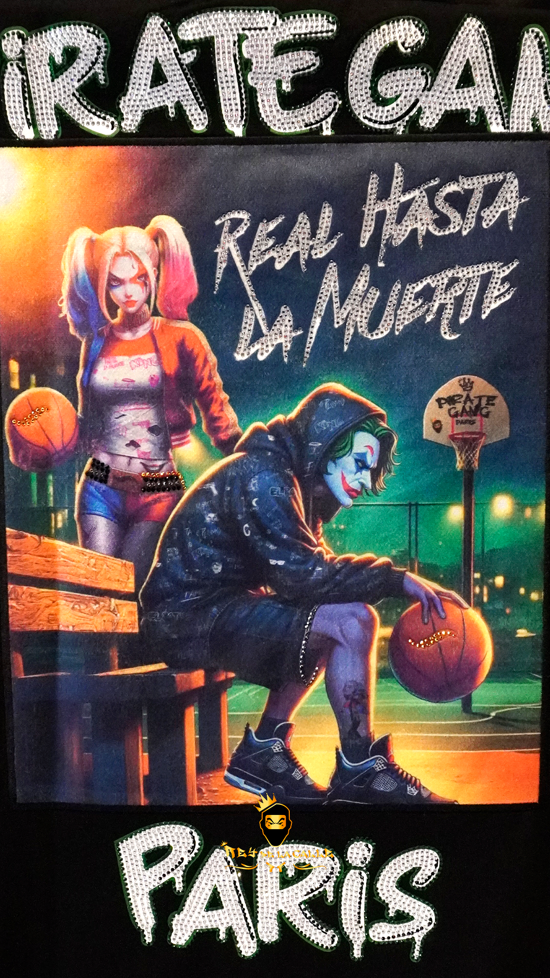 Camiseta Pirate Gang París Negra Terciopelo y Pedrería Brillante Joker - Rey De La Calle