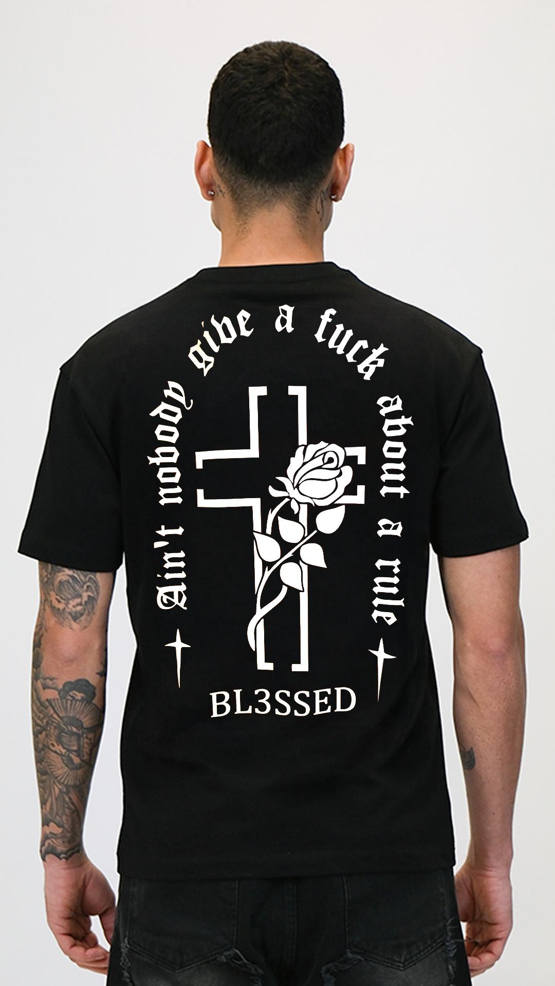 Camiseta Negra Blessed Rey De La Calle