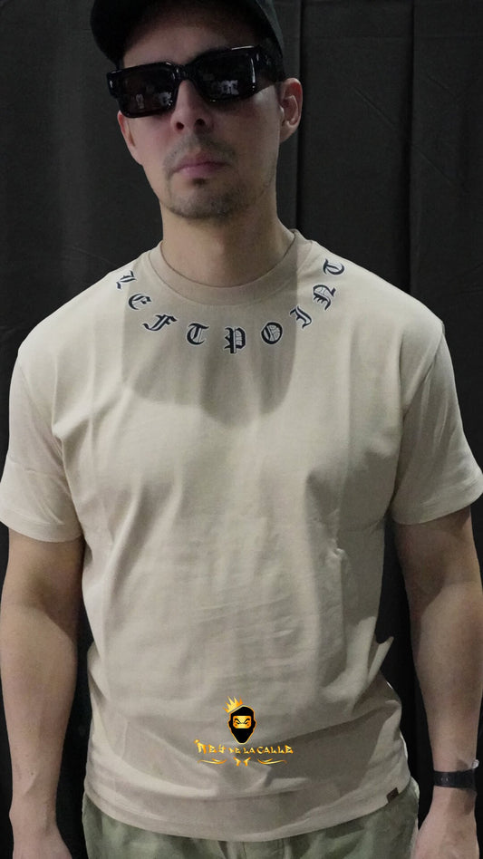 Camiseta Left Point Beige Triple Dobermann - Rey De La Calle