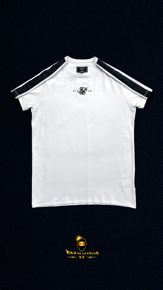 Camiseta Blanca y Negra Siksilk Rey De La Calle