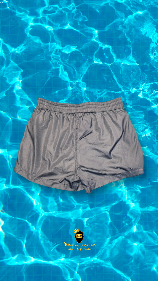Shorts bañador Siksilk corto gris oscuro Rey De La Calle