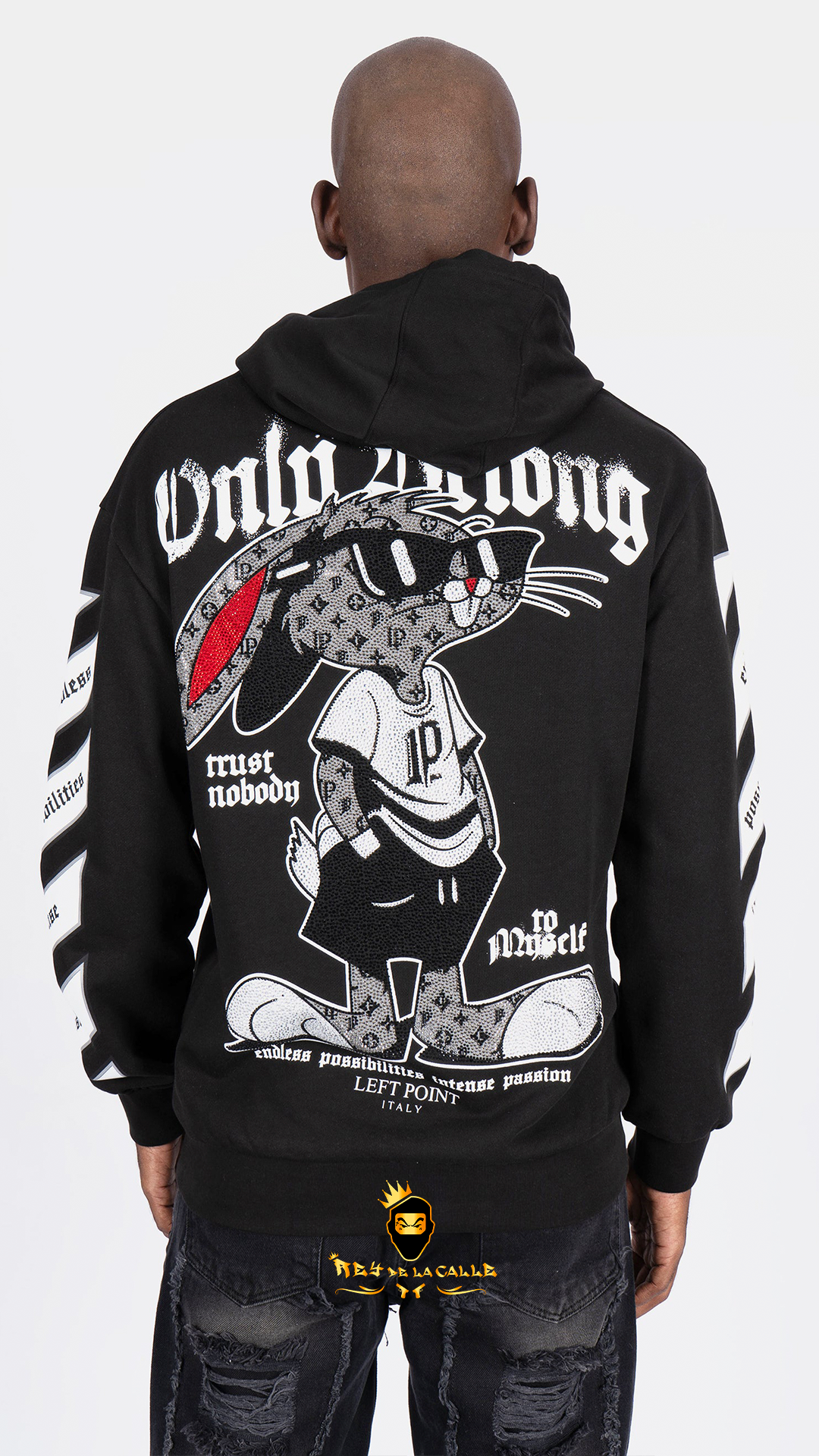 SUDADERA LEFT POINT BUGS BUNNY CON BRILLANTE COLOR NEGRO Rey De La Calle