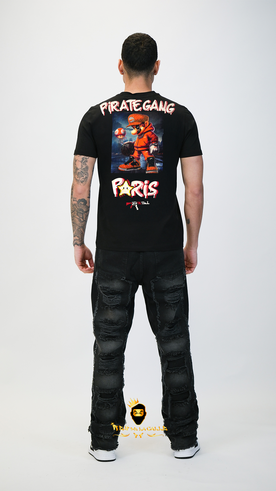 Camiseta Pirate Gang París Negra Terciopelo y Pedrería Brillante Mario Bros - Rey De La Calle