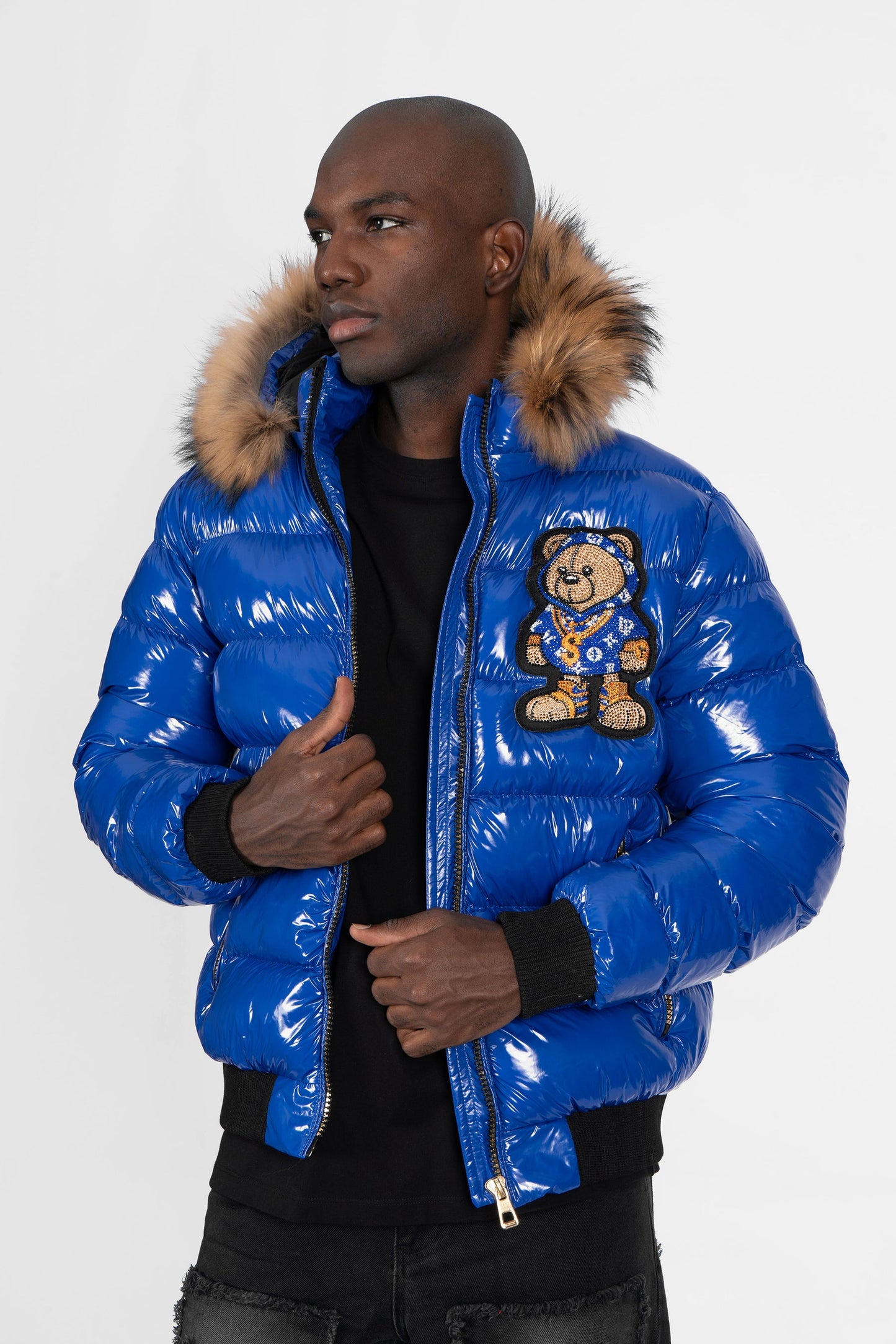 Chaqueta Plumífero Azul Eléctrico con Capucha de Pelo y Diseño de Osito Gánster