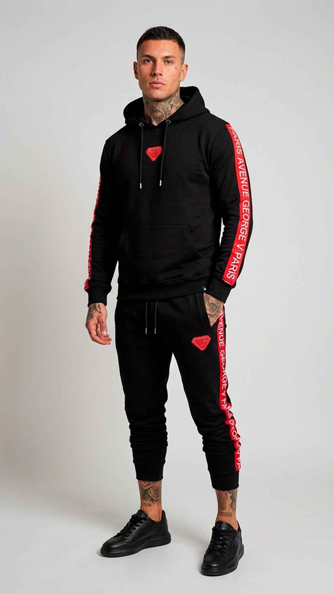 Chándal Negro George V Paris Bandas Laterales Rojas – En Oferta