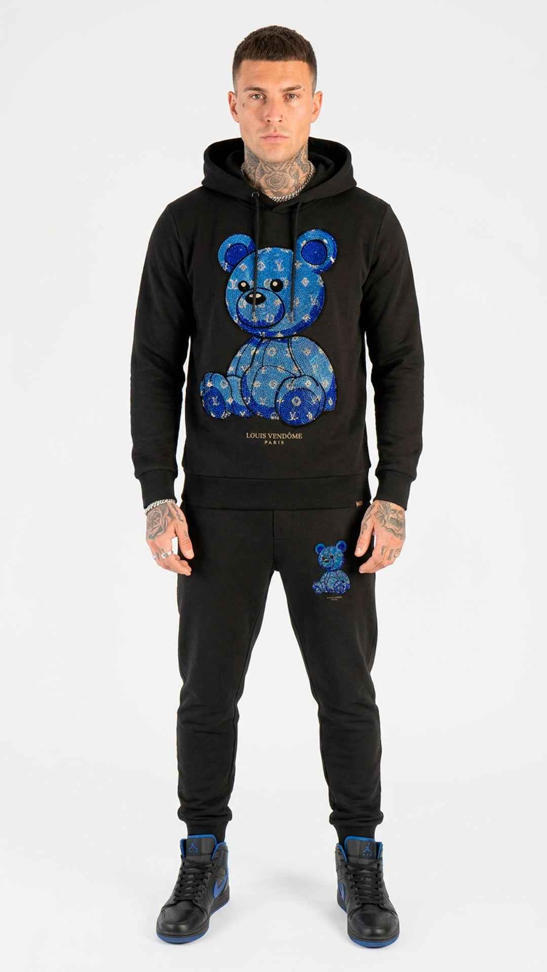 Chándal Negro Louis Vendôme Osito Pedrería Azul Monogram – En Oferta