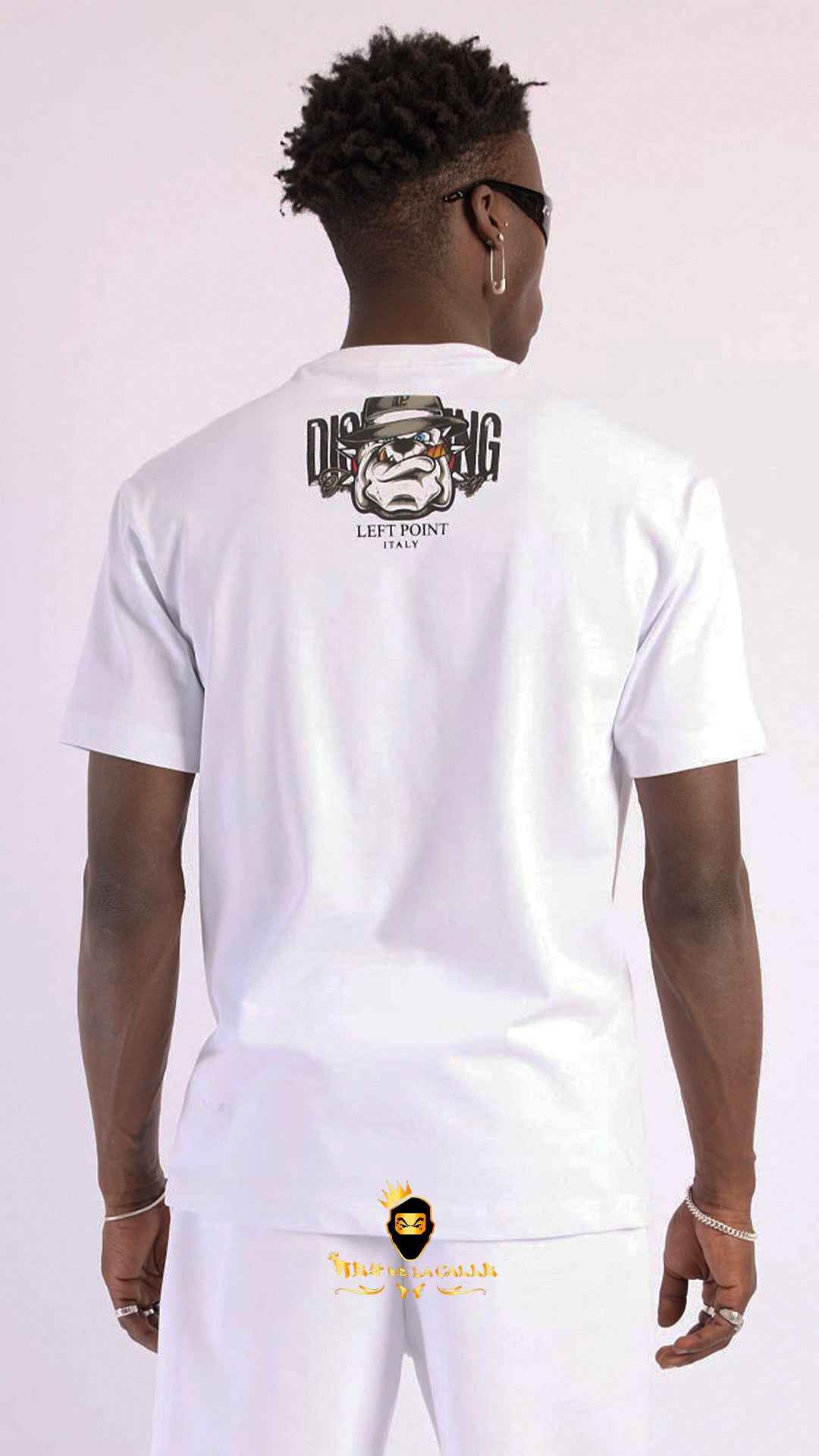 Camiseta Blanca Left Point Perro Bulldog Disrupting The Ordinary