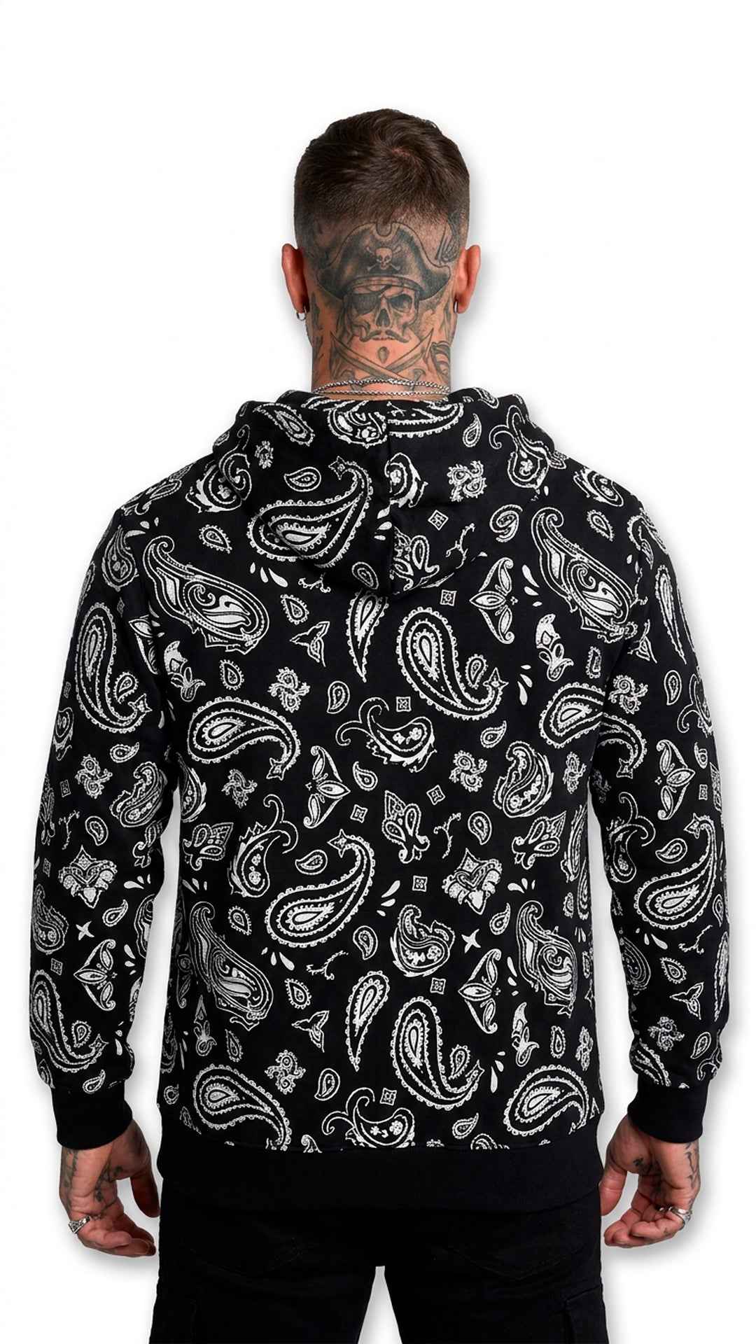 Sudadera Negra Pirate Gang Paris Bandana Oso Gang con Capucha – En Oferta