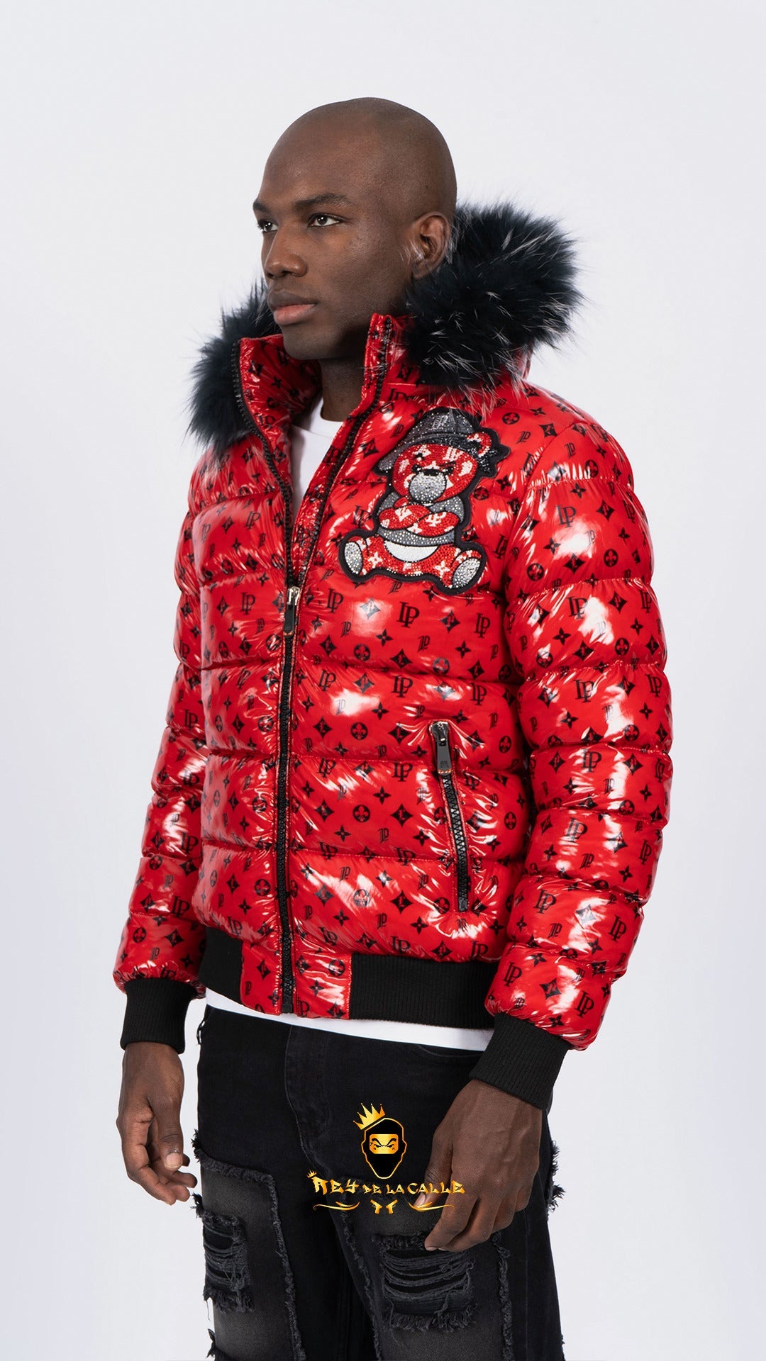 Chaqueta Left Point Roja Pedrería Brillante Oso Rojo Gorra Rey De La Calle