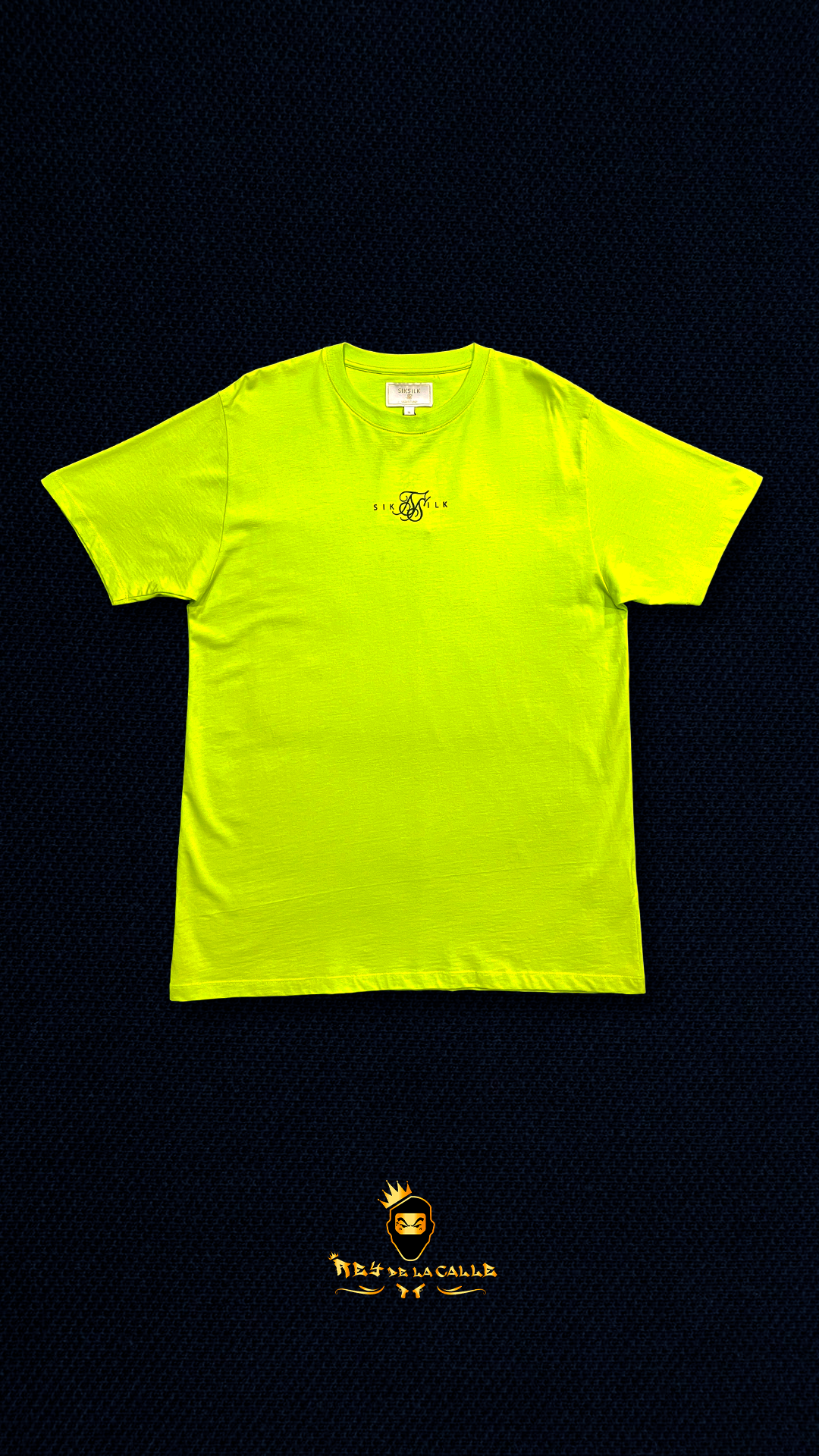 Camiseta SikSilk Verde Neón con Logo Bordado Central en Negro