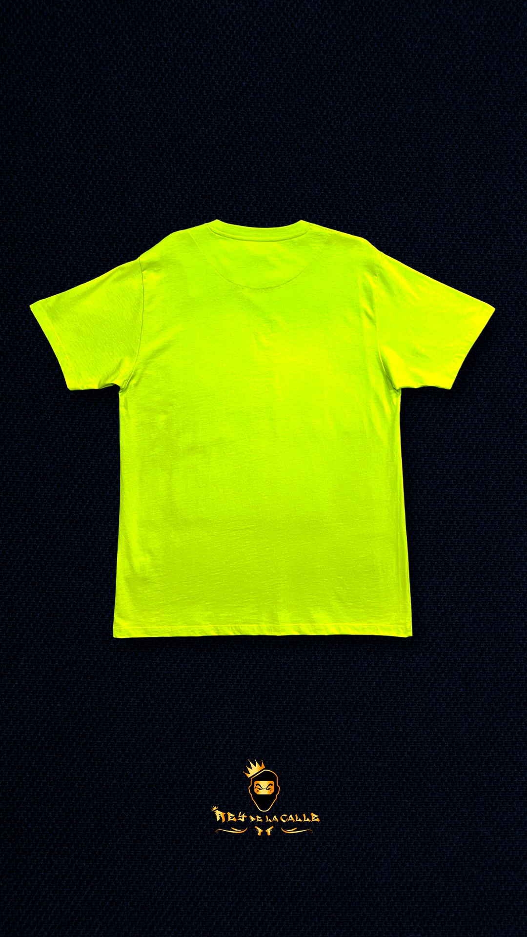 Camiseta SikSilk Verde Neón con Logo Bordado Central en Negro