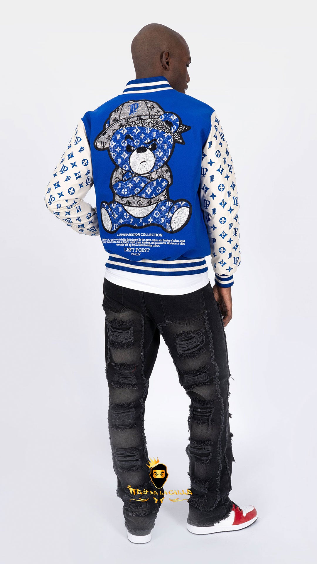 CHAQUETA COLLEGE OSITO AZUL REY Rey De La Calle