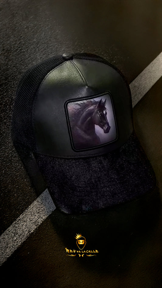 Gorra Black Angel Negra Frontal Cuero Caballo