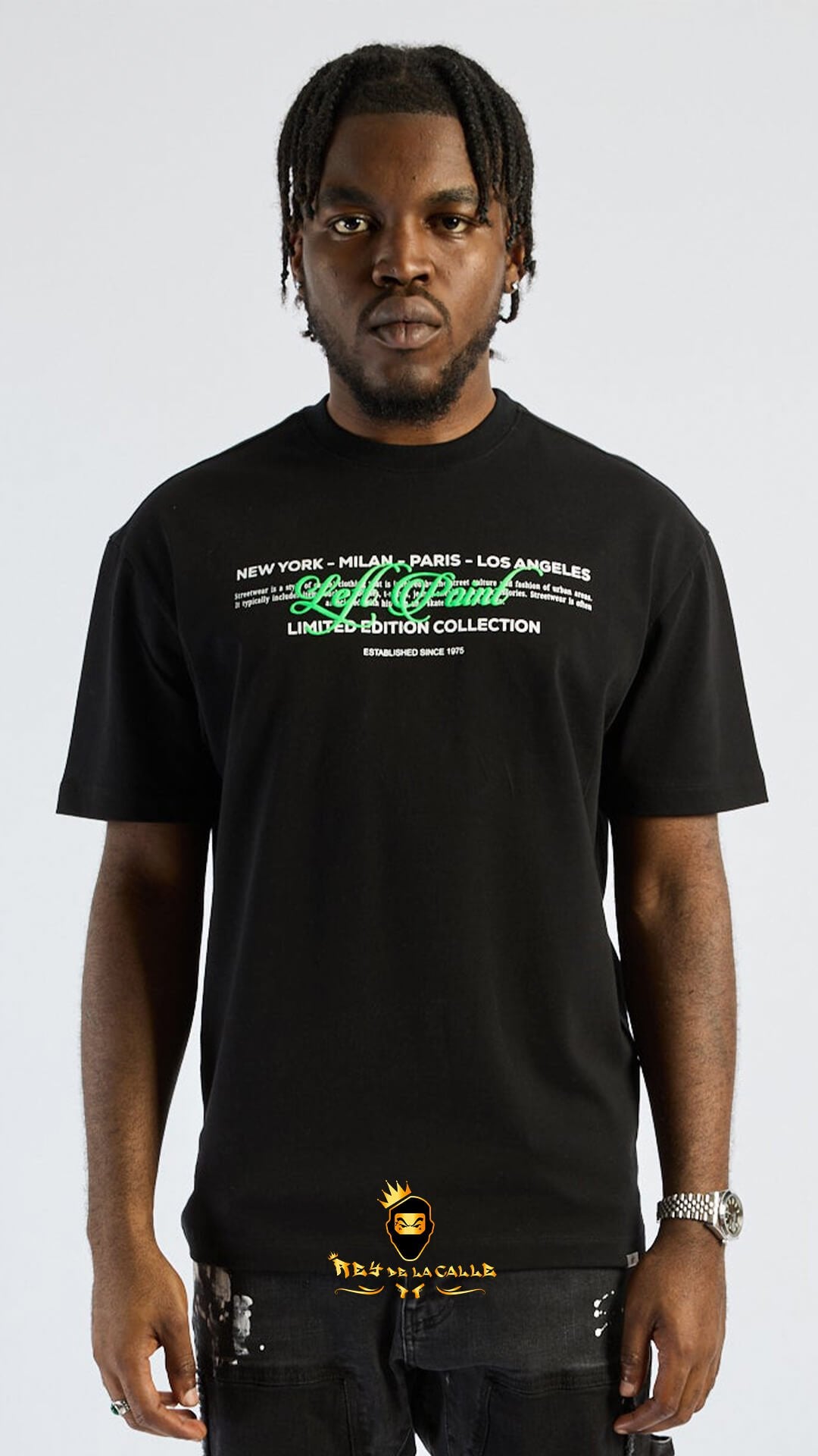 Camiseta Left Point Negra Normal is Boring