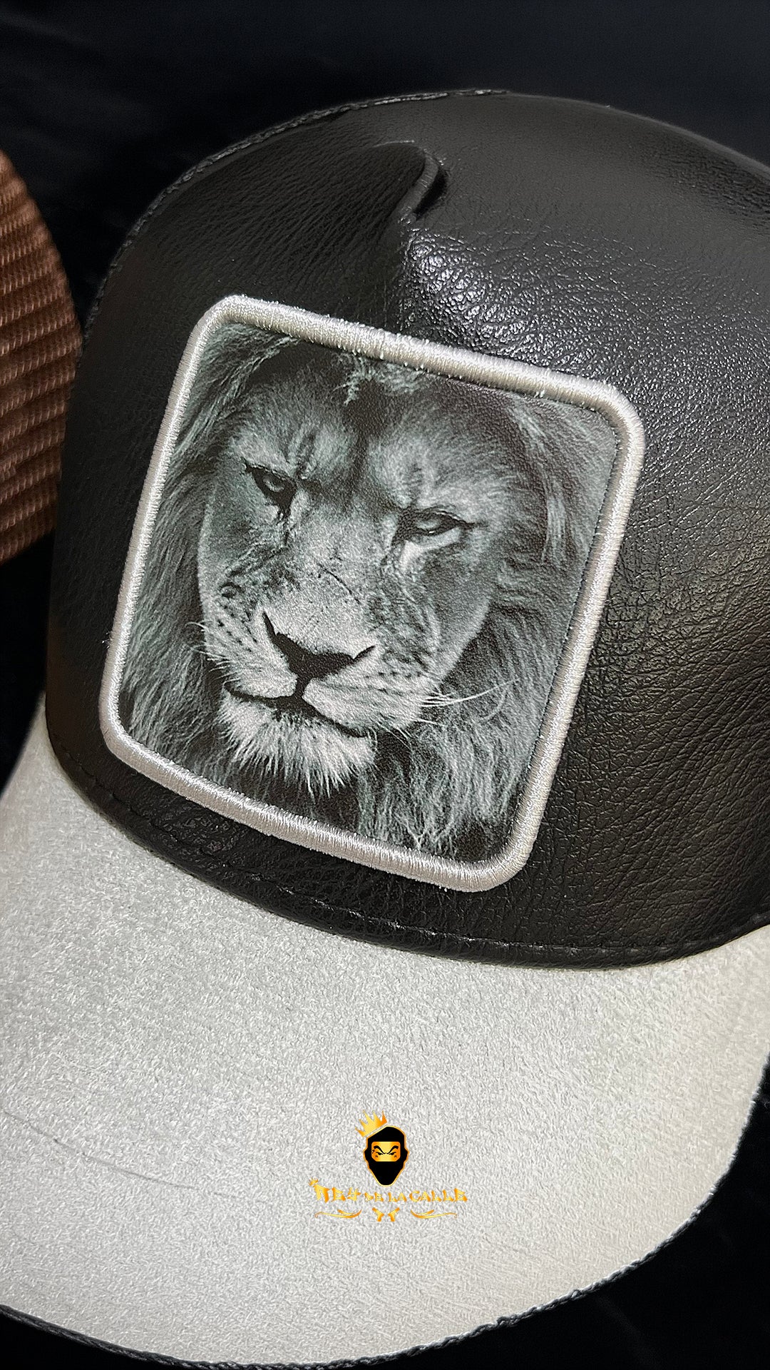 Gorra Black Angel Negra Frontal Cuero Leon Rey De La Calle