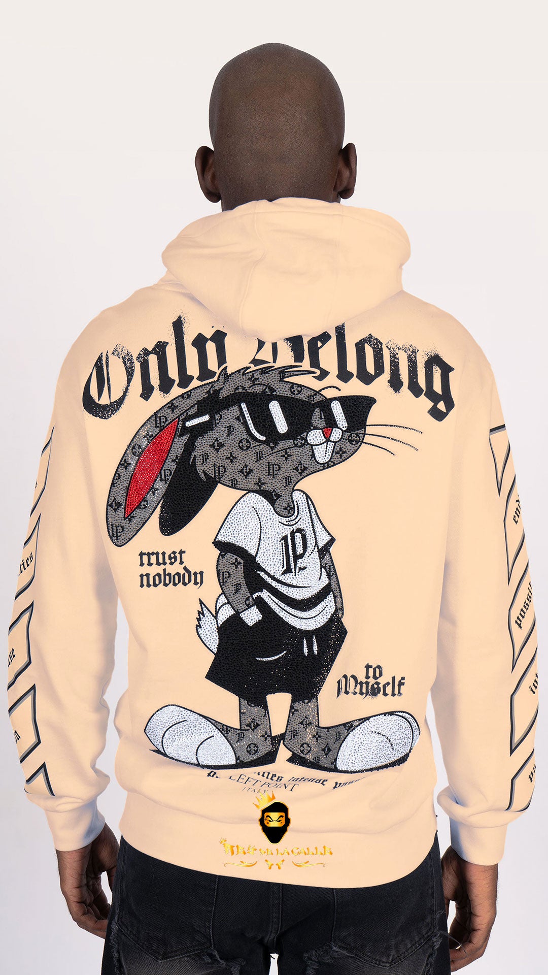 SUDADERA LEFT POINT  BUGS BUNNY CON BRILLANTE COLOR BEIGE Rey De La Calle