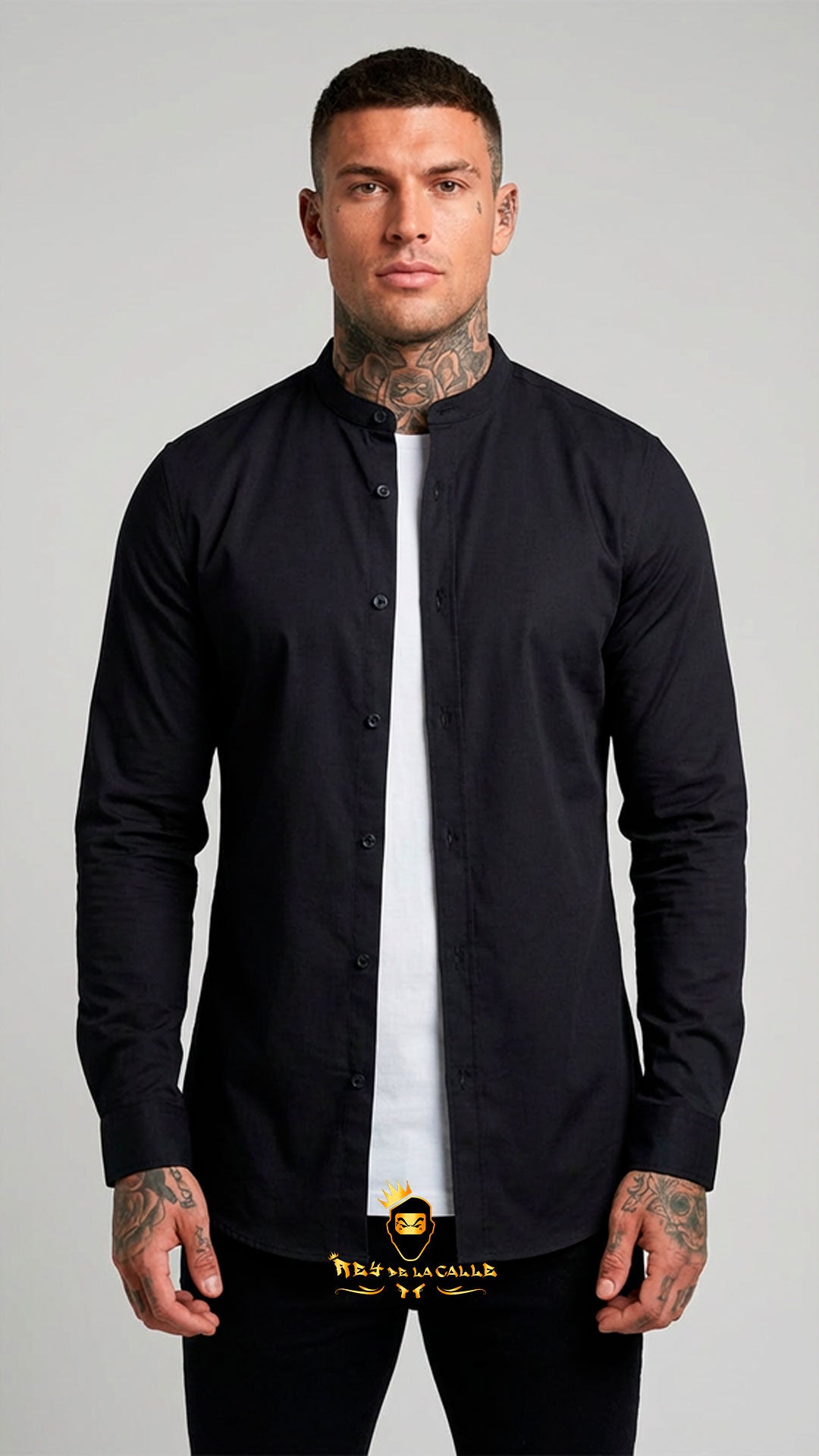 Camisa de Manga Larga con Cuello Tira en Color Negro