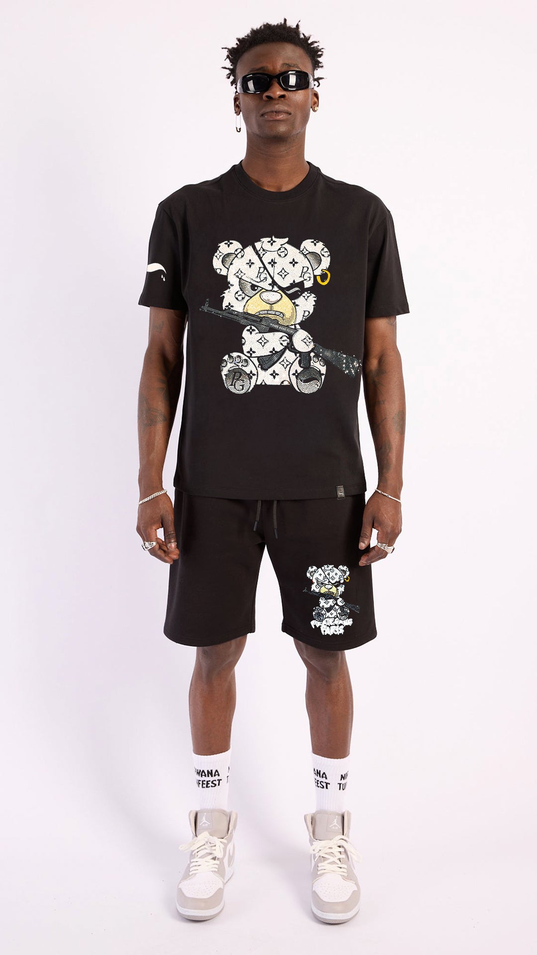 Conjunto Pirate Gang París Negro Pedrería Brillante Oso Ak47