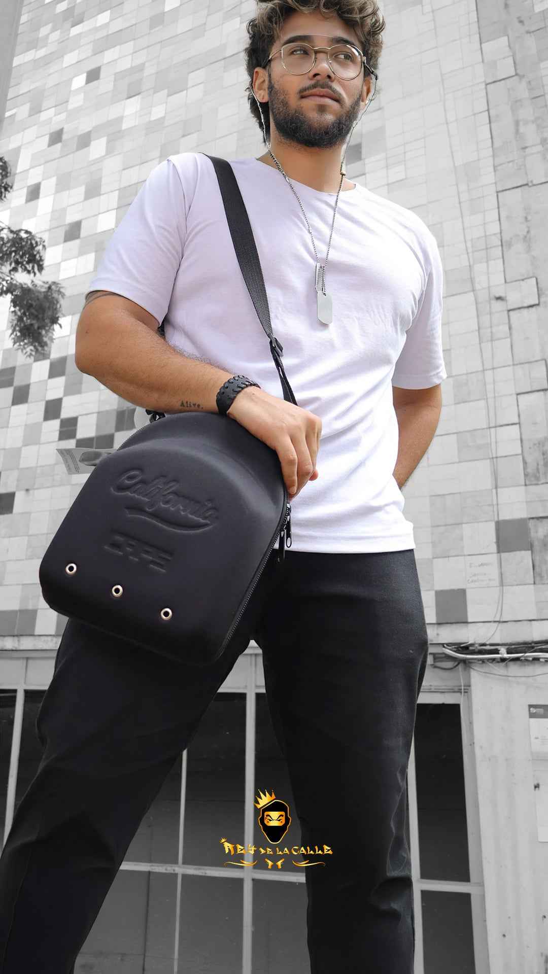Cap-Carrier