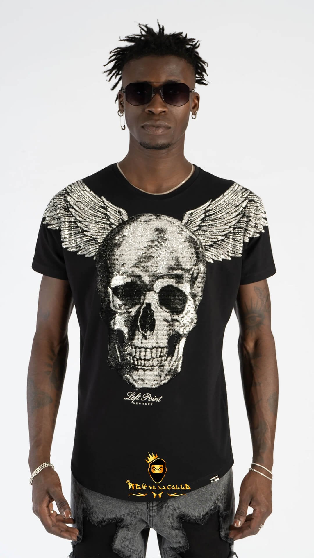 Camiseta Left Point Negra Pedrería Brillante Calavera Con Alas Plateada