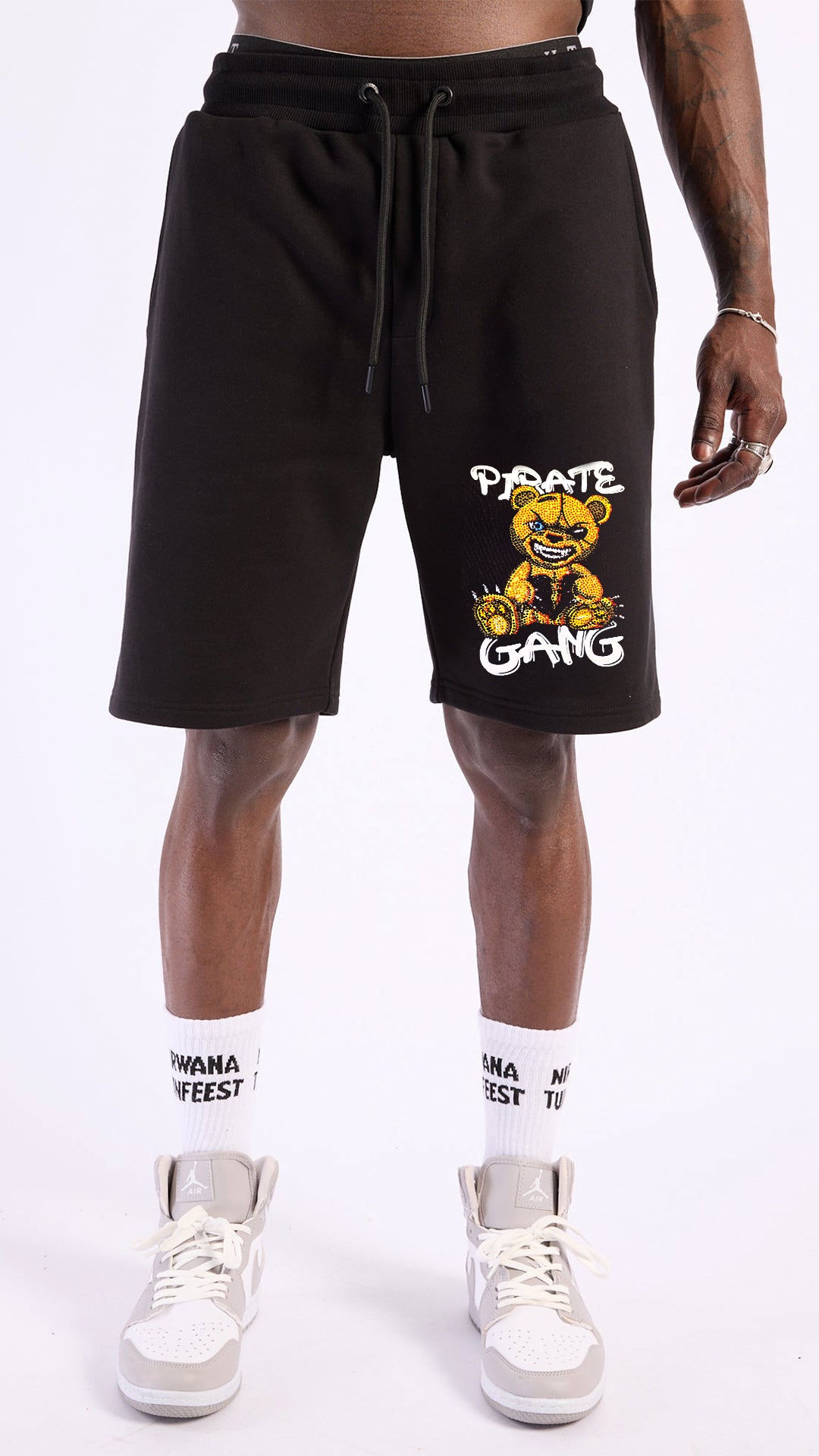 Camiseta y Short Pirate Gang con Oso de Pedrería Brillante Rey De La Calle