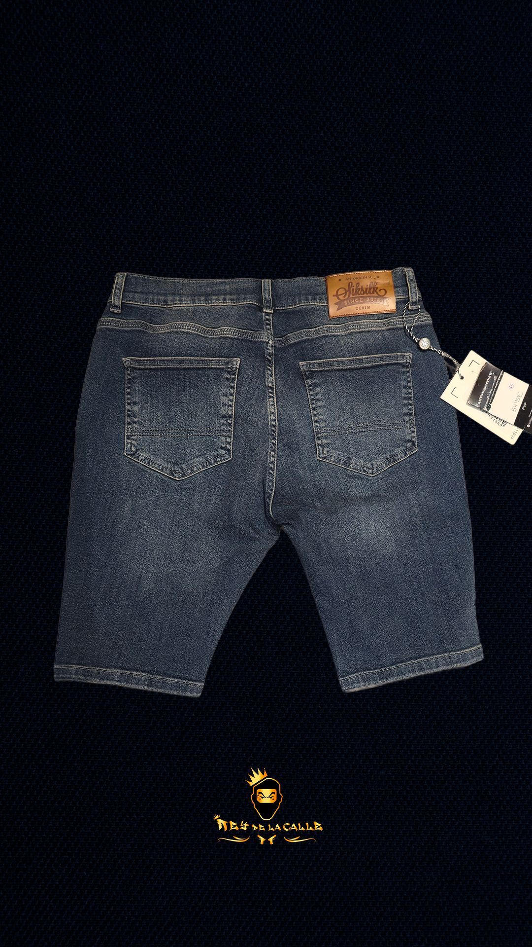 Vaqueros Cortos Denim SikSilk de Lavado Azul Medio con Grandes Rotos y Efecto Desgastado