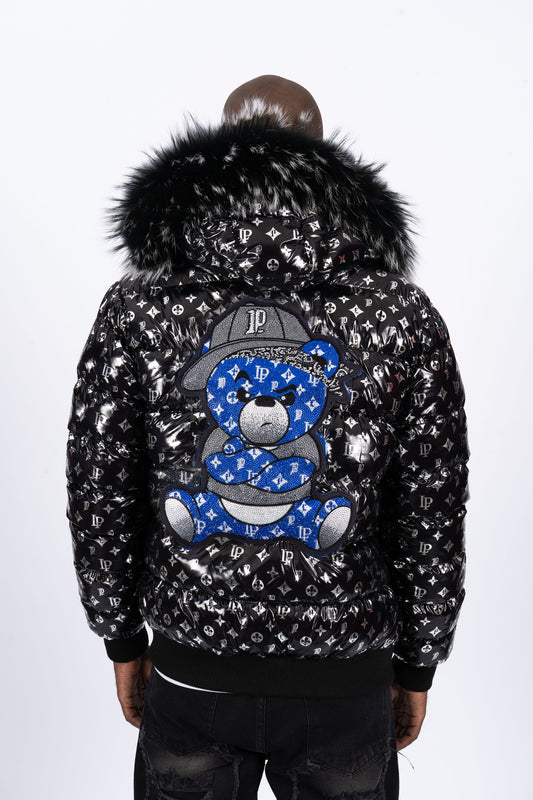 Chaqueta Plumífero Negro Monograma con Capucha de Pelo y Diseño de Osito Gánster Azul