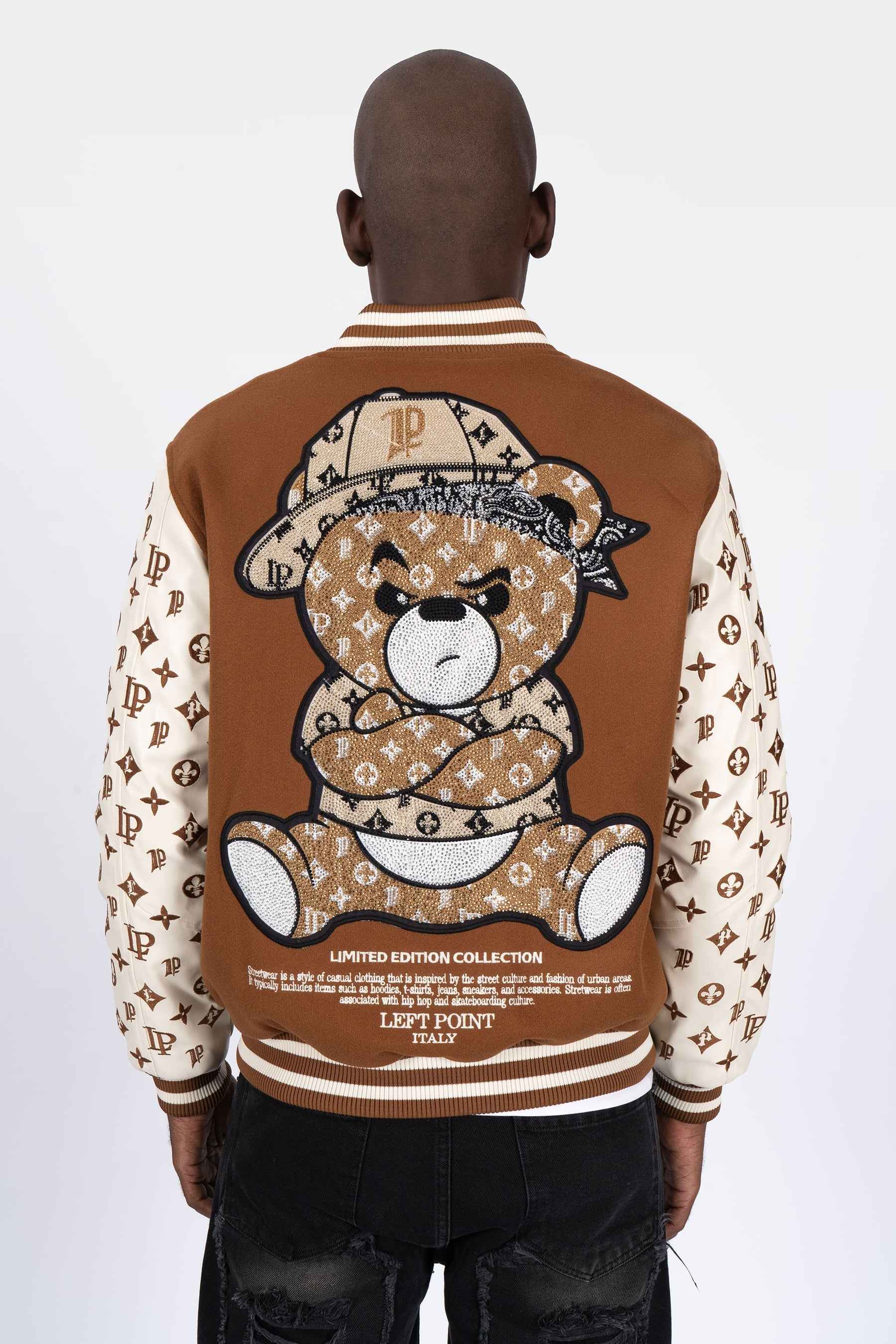Chaqueta Universitaria Marrón y Crema con Monograma y Diseño de Osito Gánster