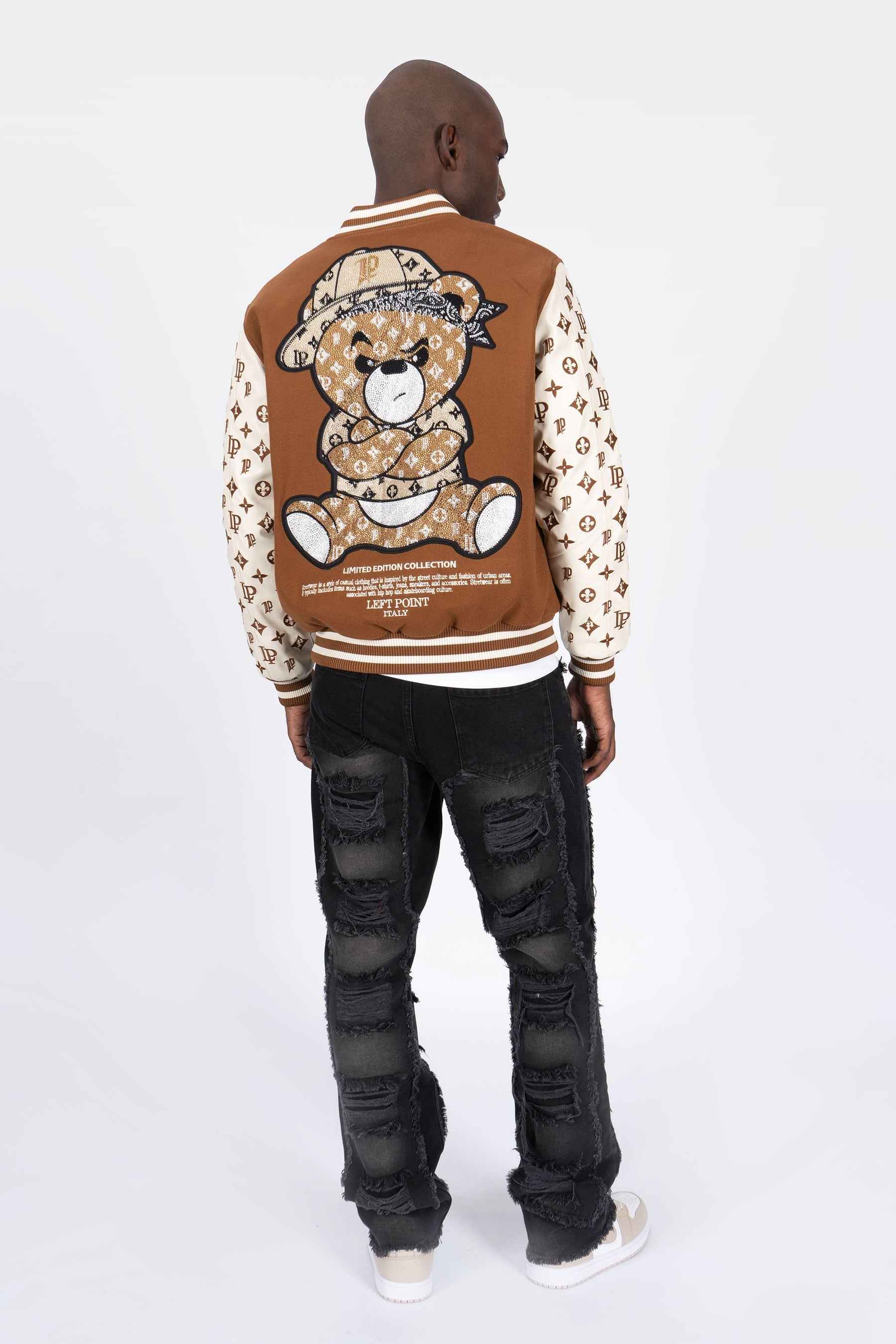 Chaqueta Universitaria Marrón y Crema con Monograma y Diseño de Osito Gánster