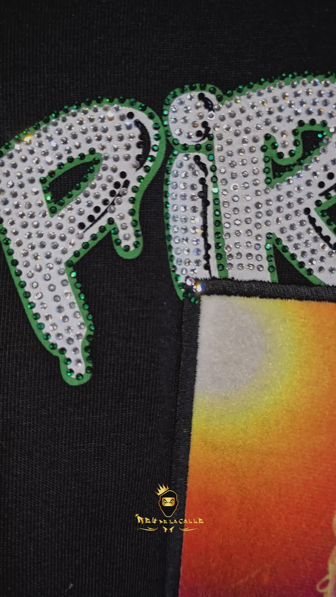 Camiseta Pirate Gang París Negra Terciopelo y Pedrería Brillante Joker